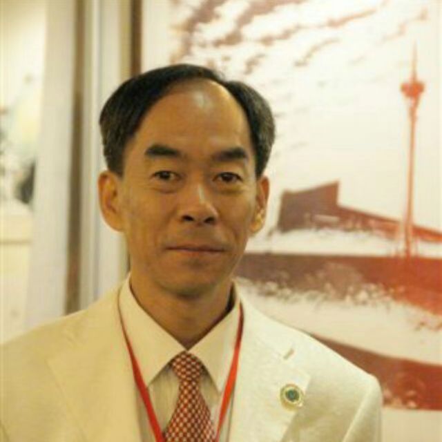 侯天明(图1)