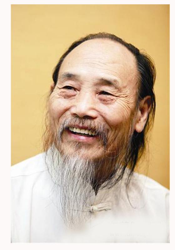 梁培浩(图1)