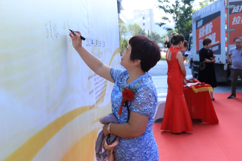 《金秋十月——国礼书画名家四人联展》成功举办(图68)